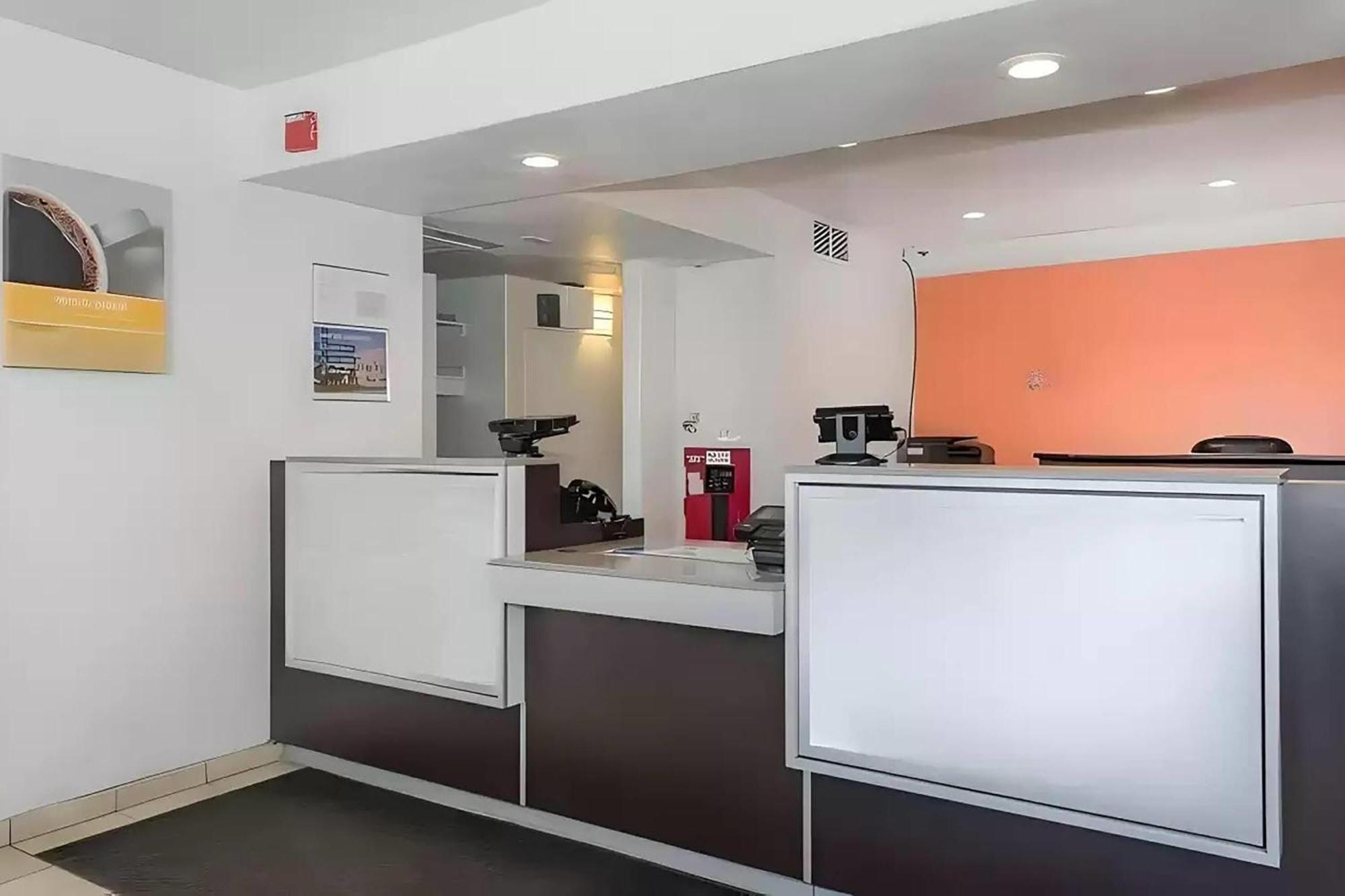 Super 8 By Wyndham 2*